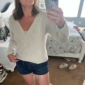 Aerie Cream V-Neck Sweater